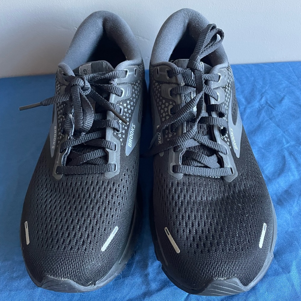 Brooks Shoes- Ghost 14 all black tennis shoes